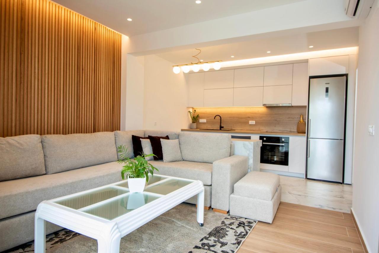 Lucy'S Apartment อายิโอสนิโกลาโอส ภายนอก รูปภาพ